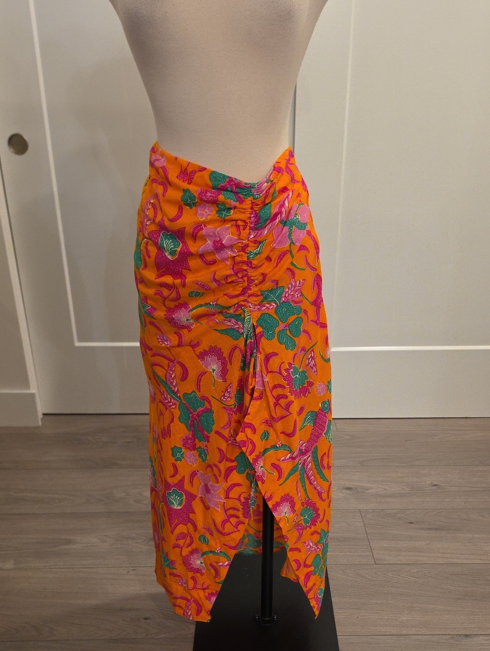 Derek Lam Orange tropical Floral mido ruched skirt size 10 new with tags